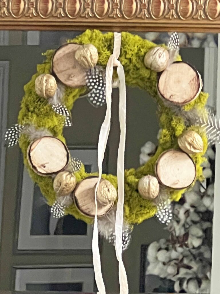 moss wreath DIY with organic touches