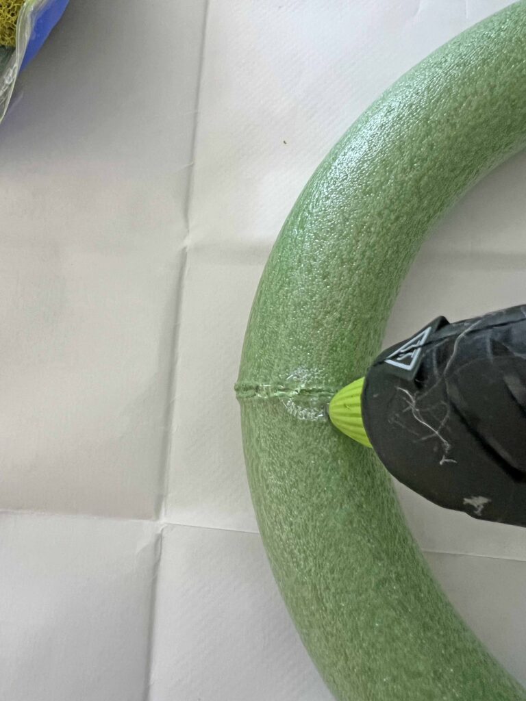 moss wreath DIY with organic touches