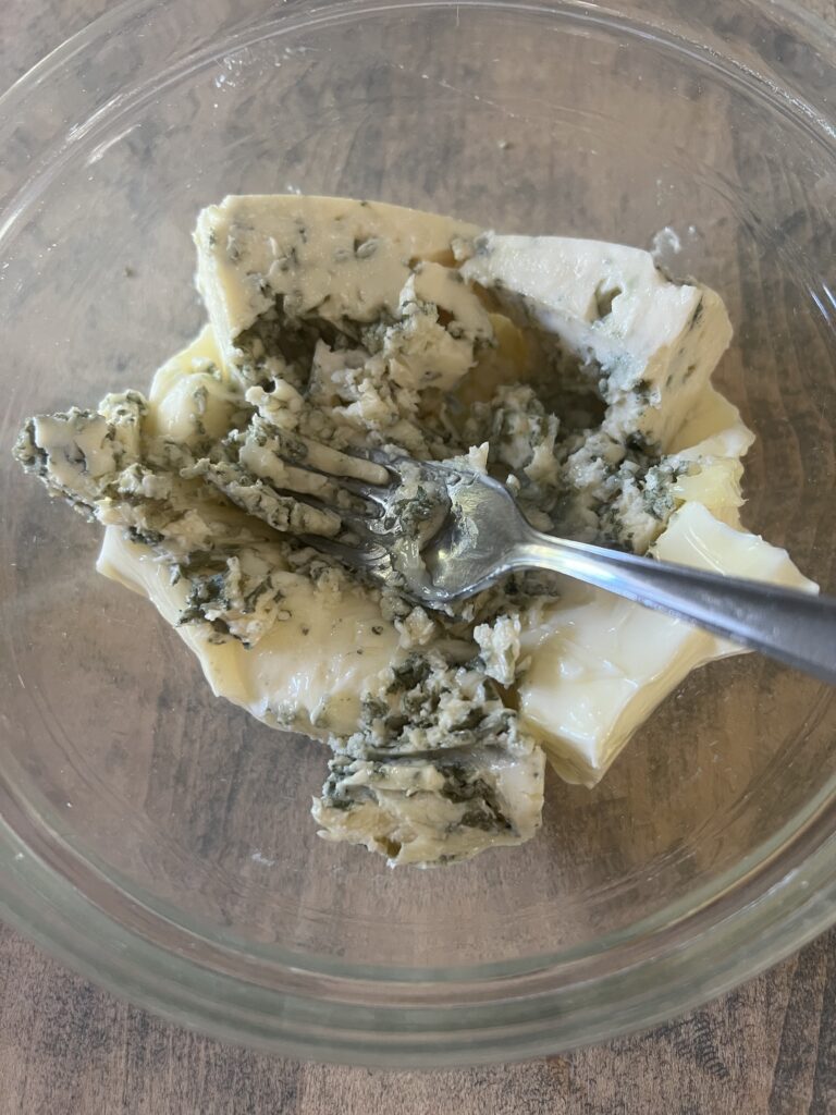 blue cheese crostini recipe