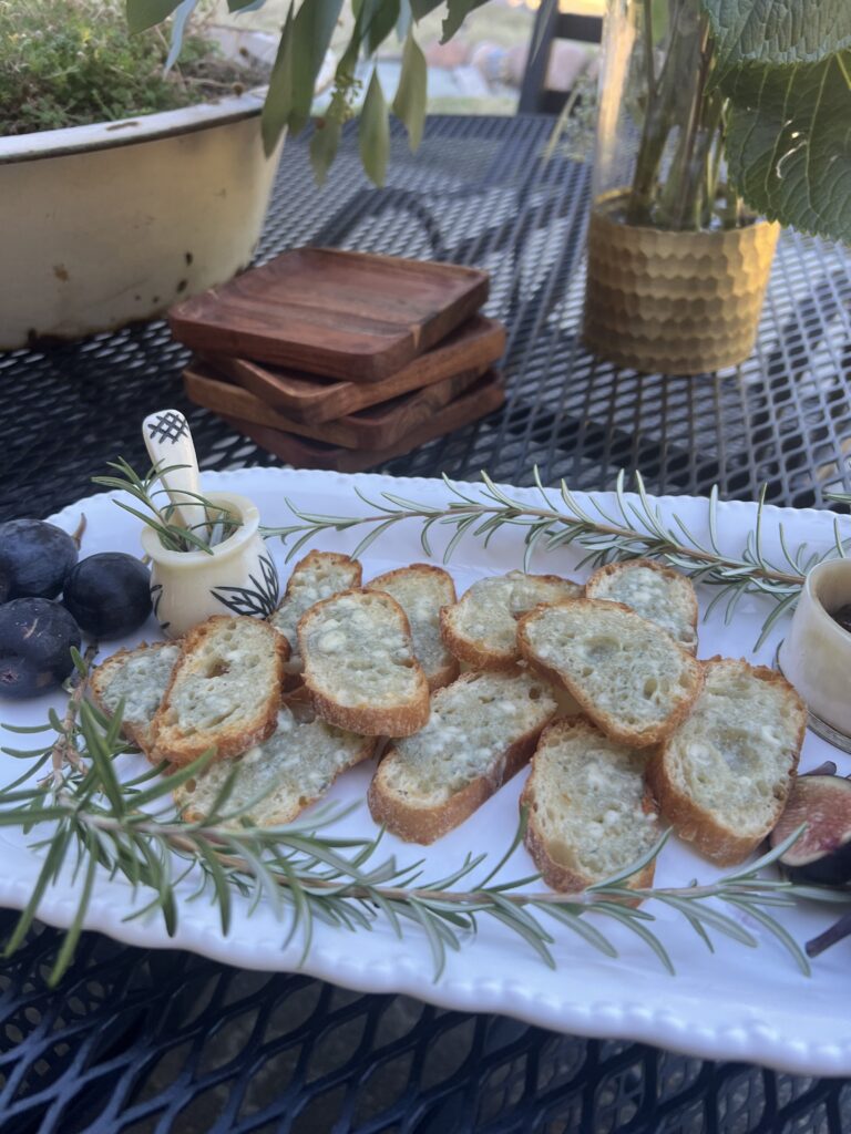 blue cheese crostini recipe