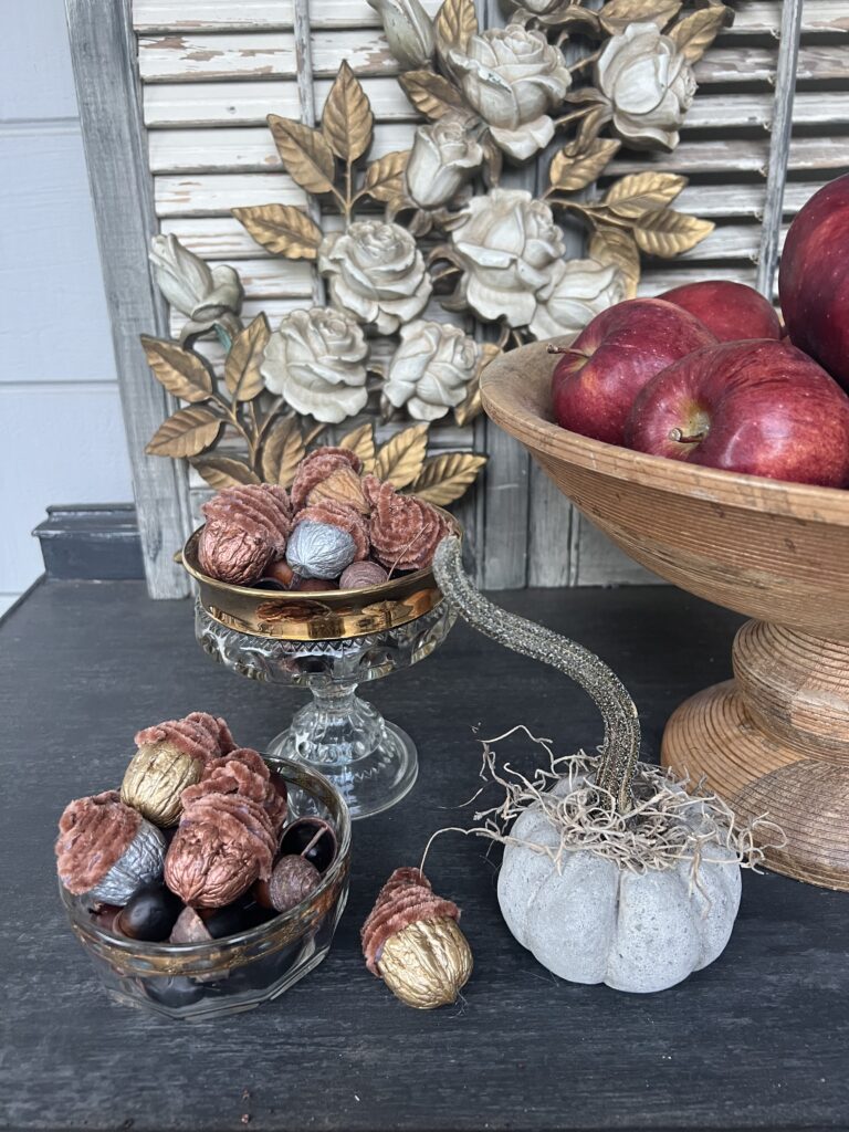 walnut yarn acorn DIY