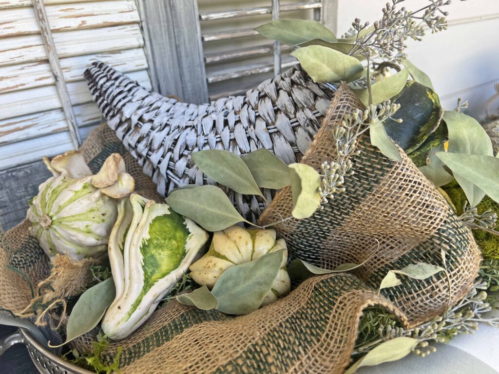 Styling a monochramatic cornucopia