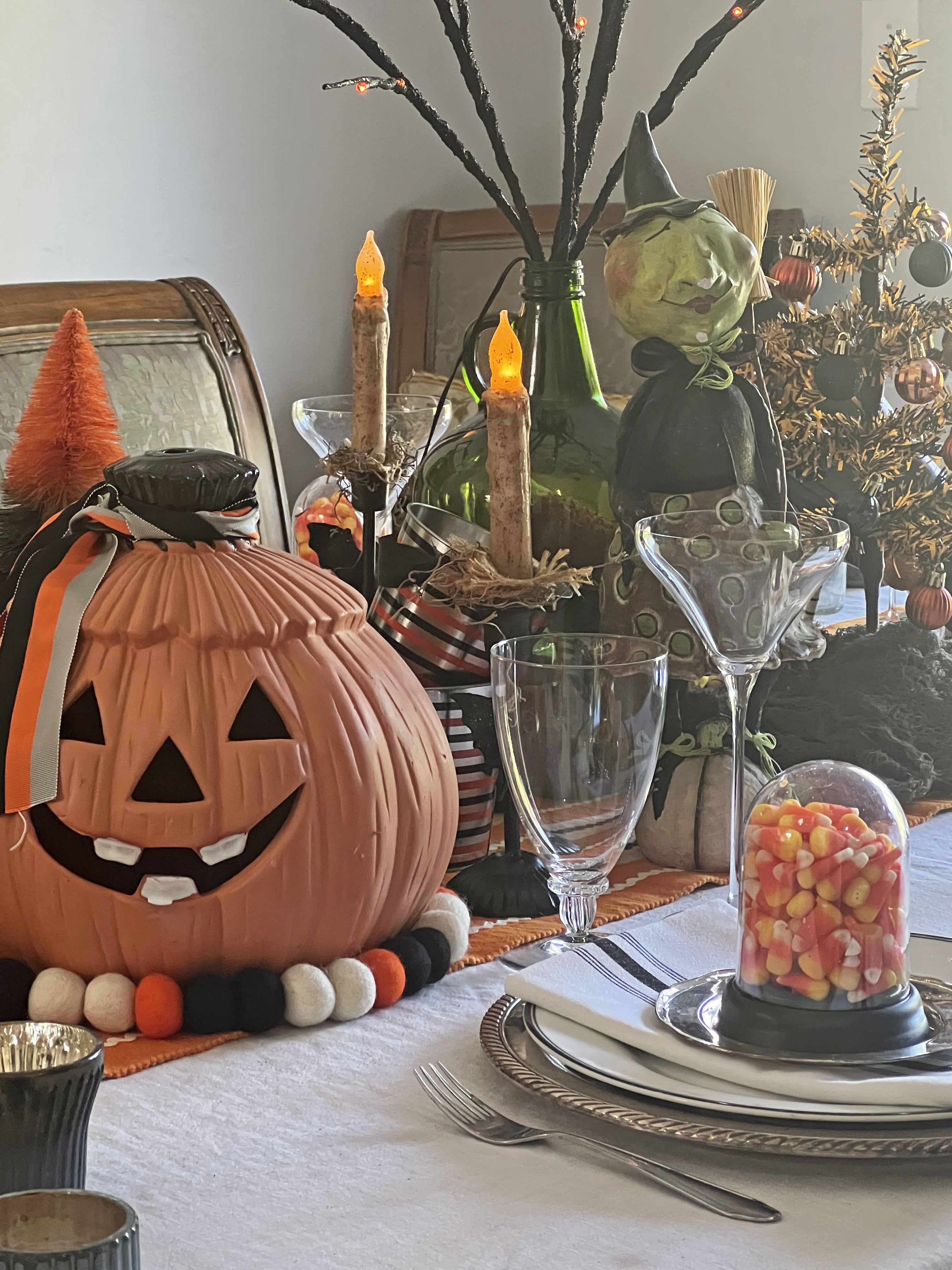 vintage halloween tablescape