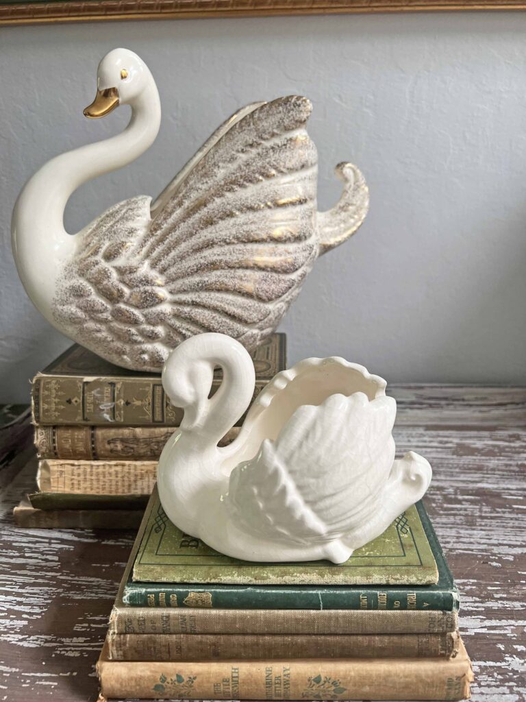 swan decor