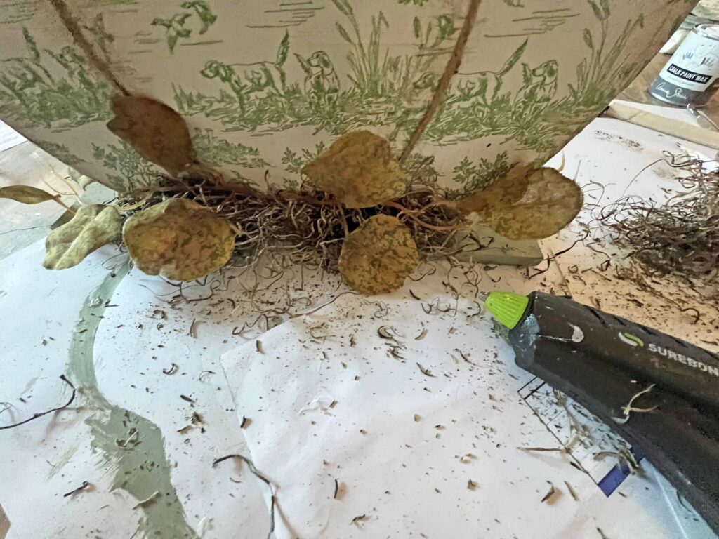 toile decoupaged DT pumpkin sign