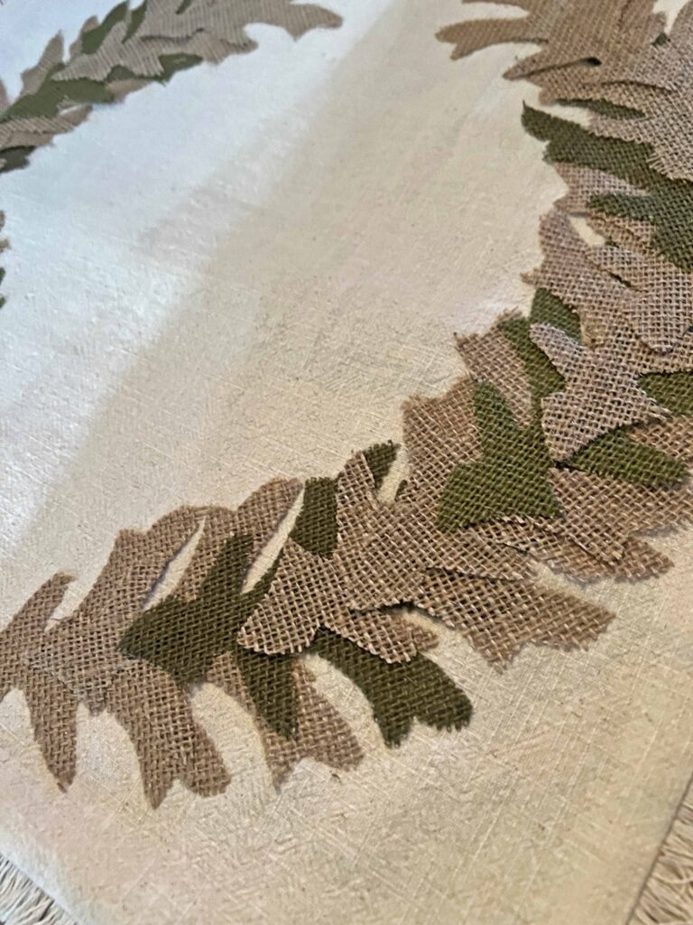 no sew laurel wreath pillow DIY