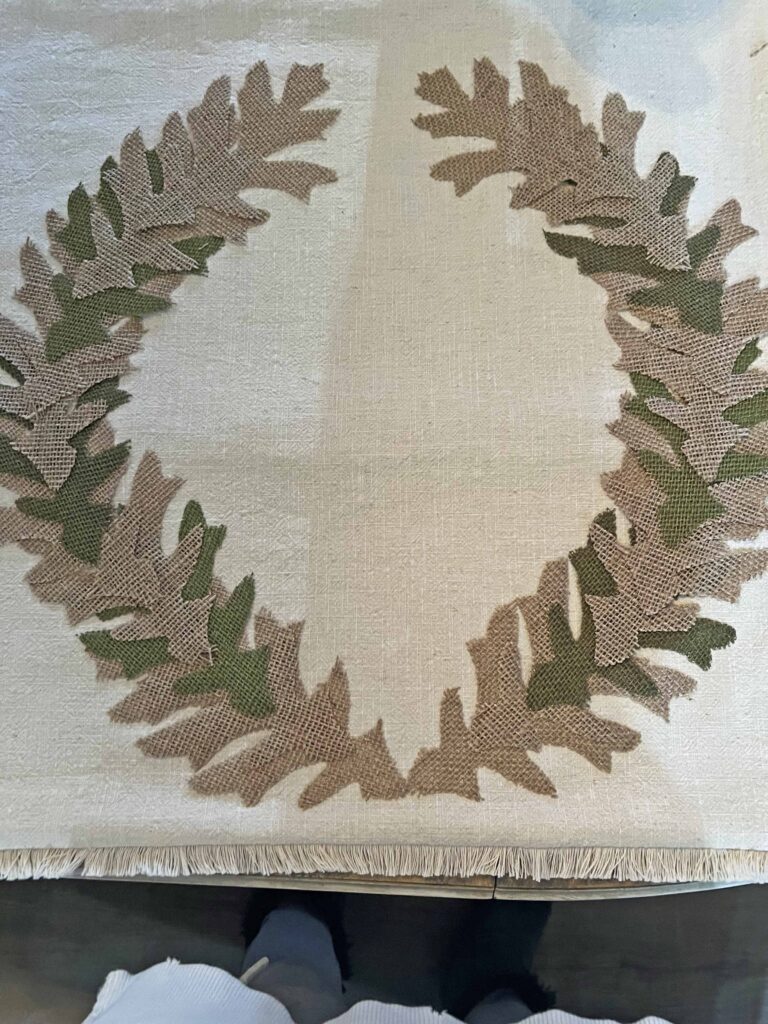 no sew laurel wreath pillow DIY