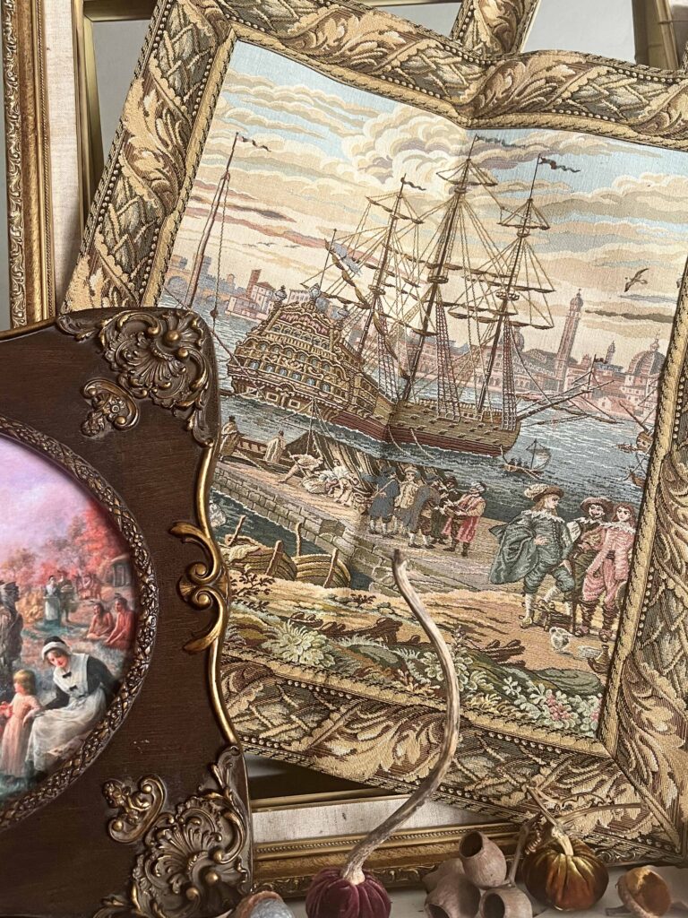 Thanksgiving Traditional Mantel Decor