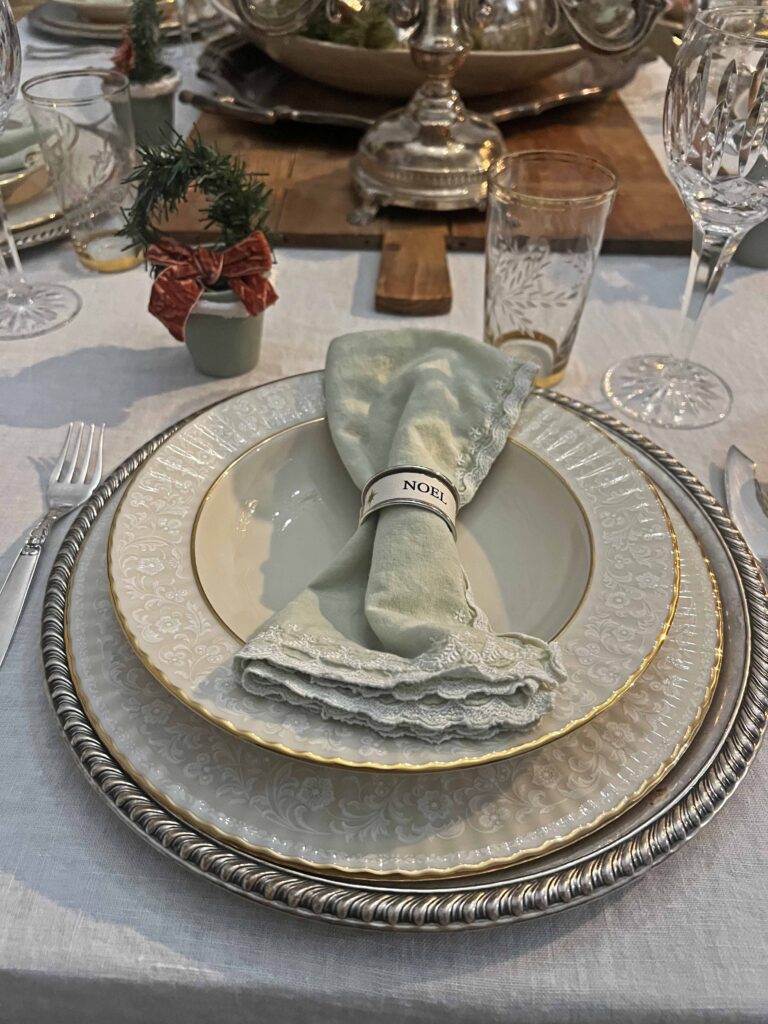 Christmas Eve Table Setting