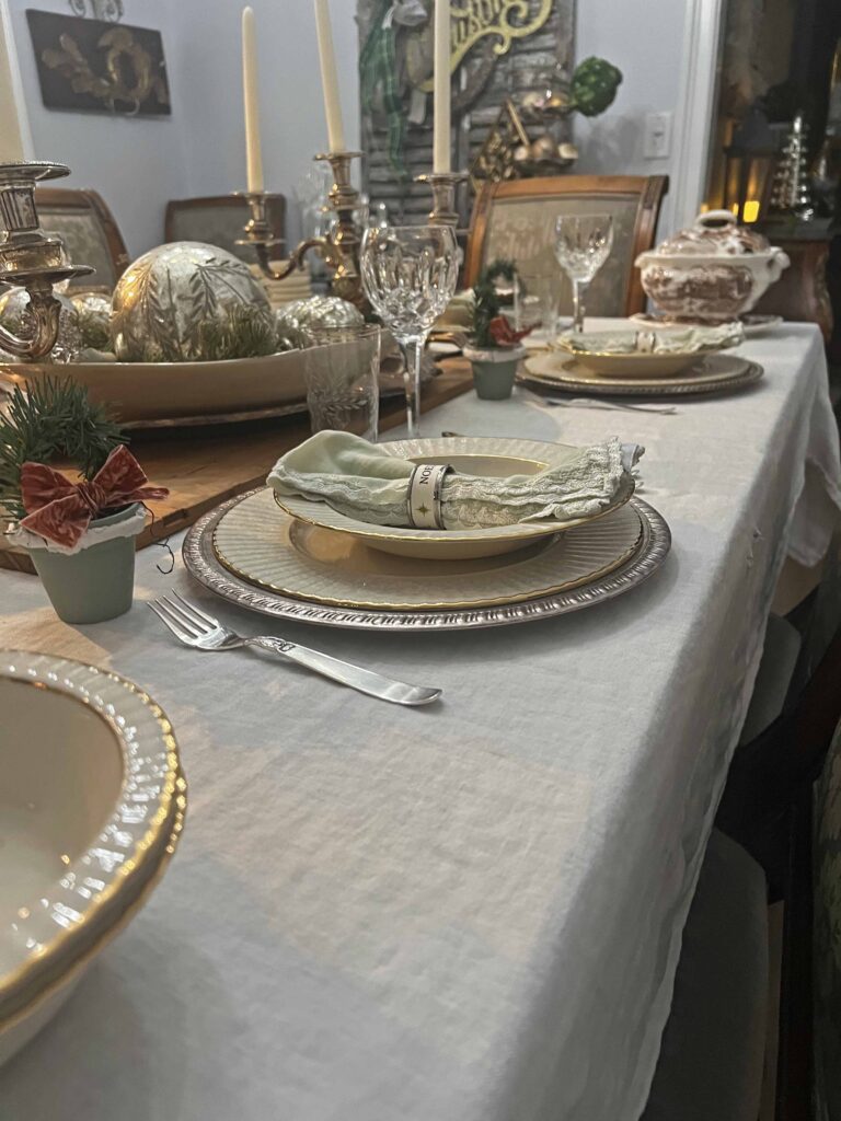 Christmas Eve Table Setting