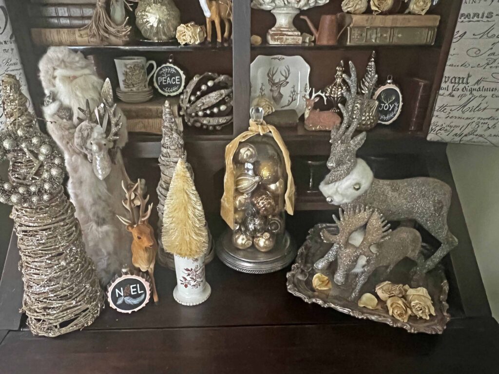 stag buck deer decor Christmas vignette