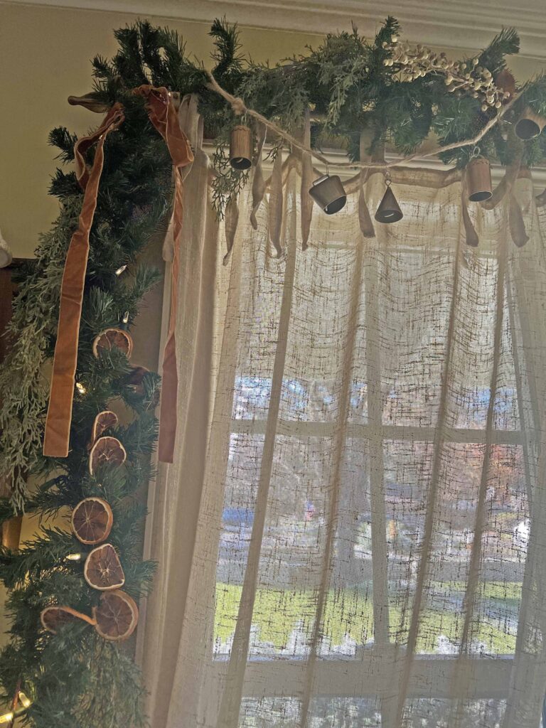 how to layer & style holiday garland