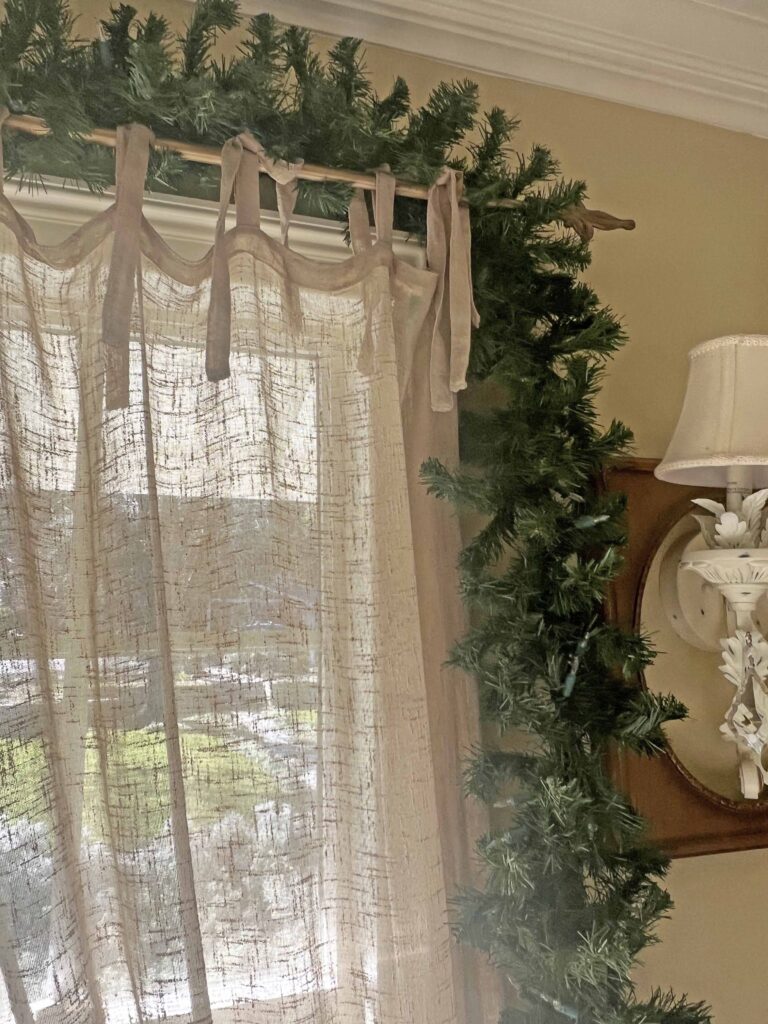 how to layer & style holiday garland