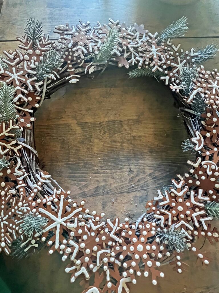 faux gingerbread snowflake wreath DIY
