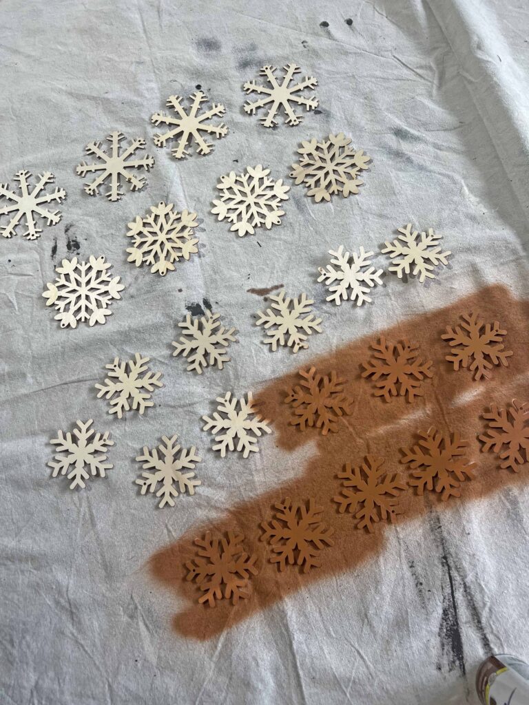 faux gingerbread snowflake wreath DIY