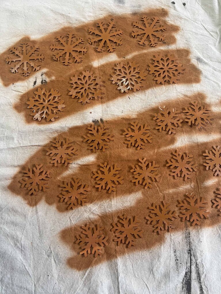 faux gingerbread snowflake wreath DIY