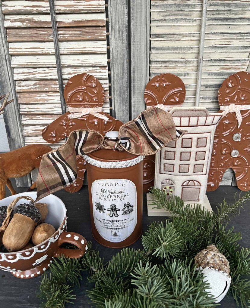 gingerbread tin upcycyle DIY