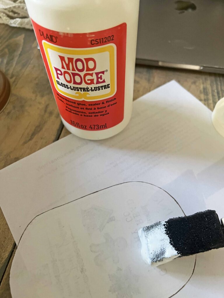 gingerbread tin upcycyle DIY