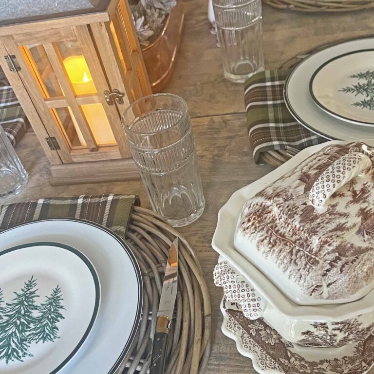 Winter Cozy Rustic Table Setting