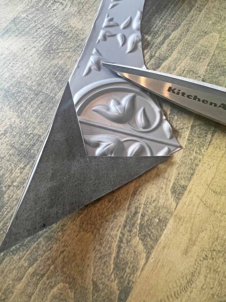 stylish cupid's arrow DIY