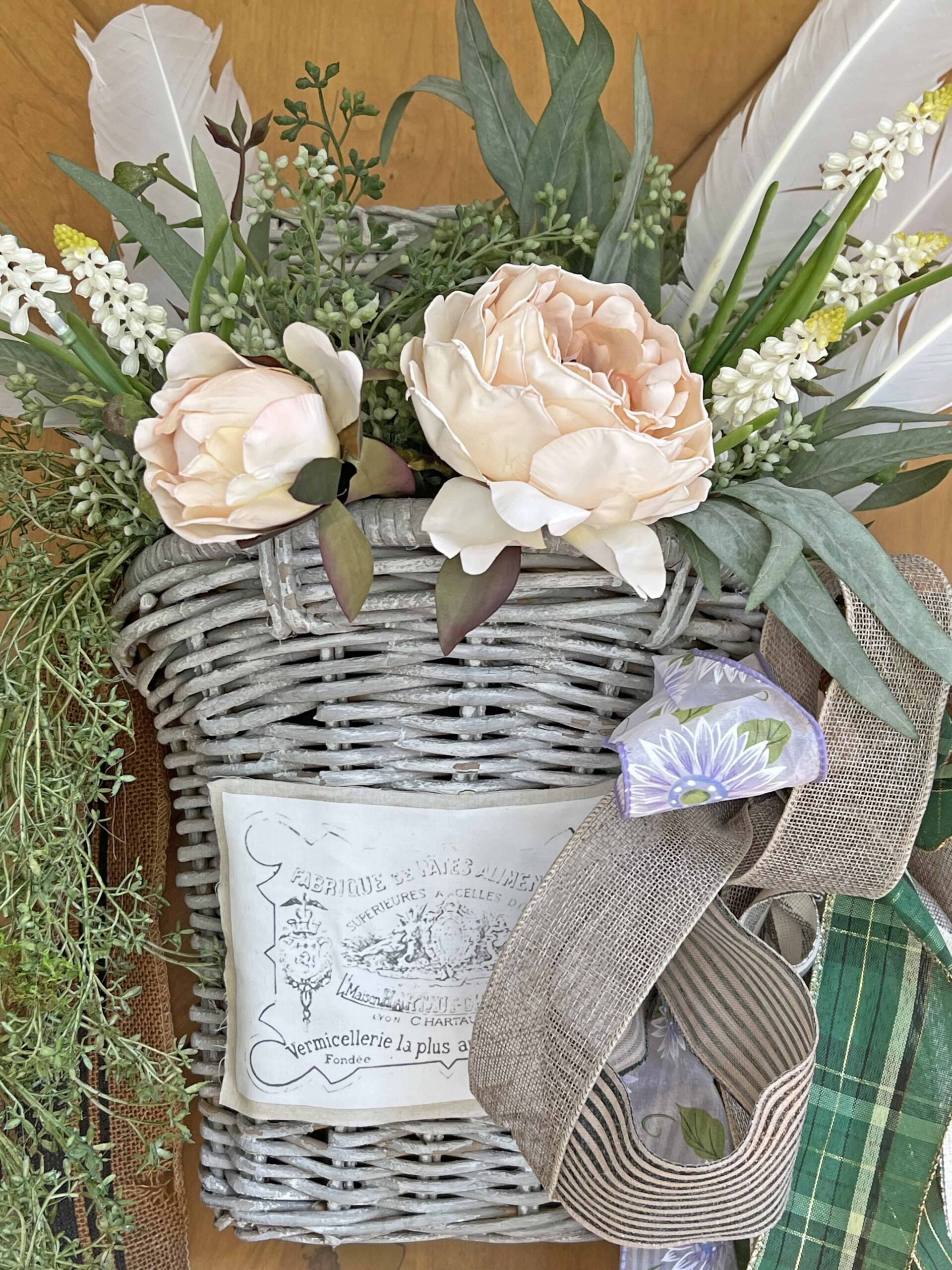 welcoming spring door basket DIY