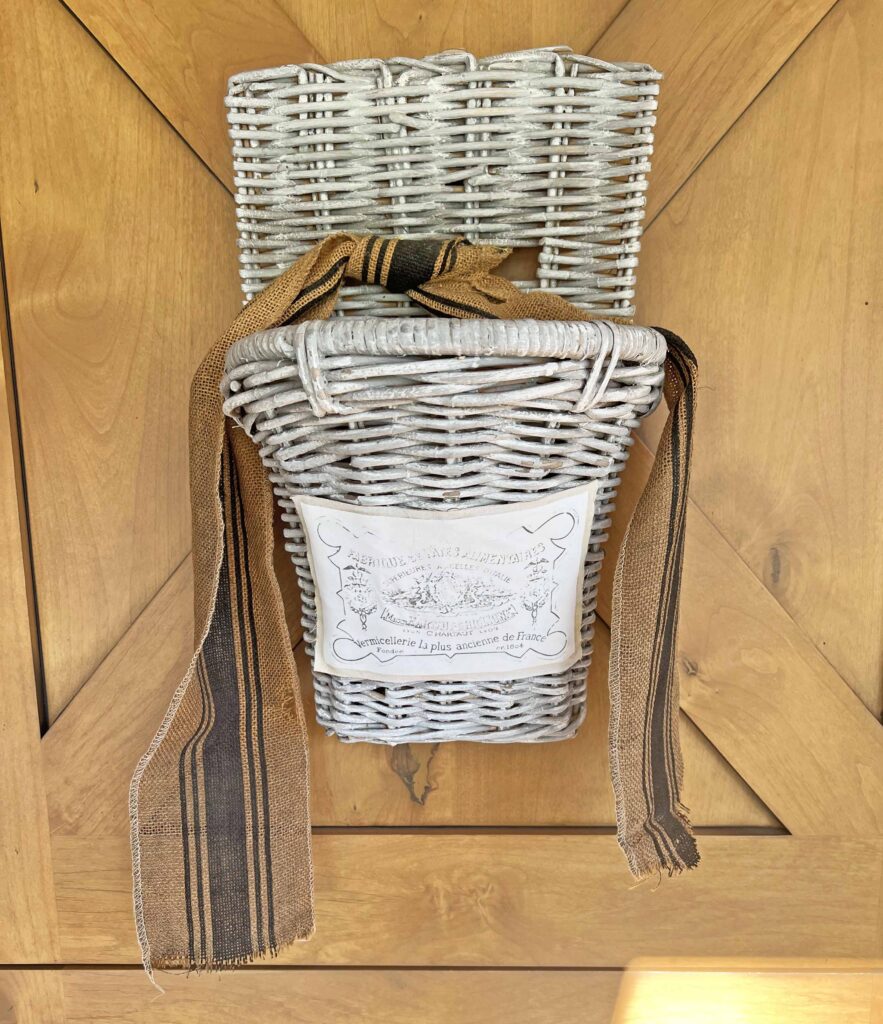 welcoming spring door basket DIY
