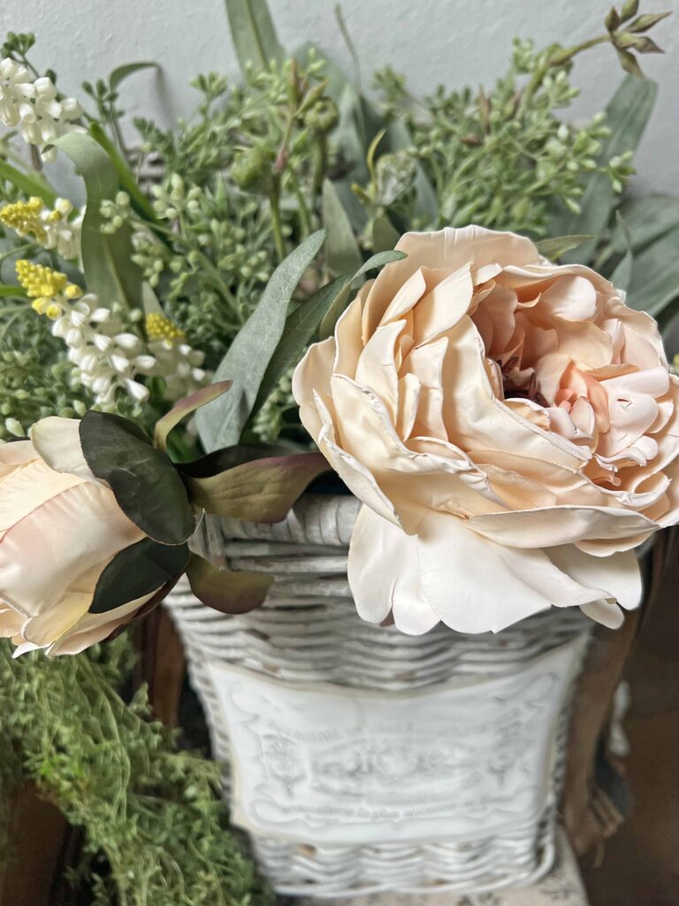 welcoming spring door basket DIY