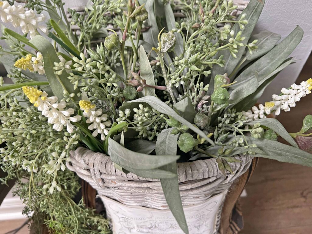 welcoming spring door basket DIY
