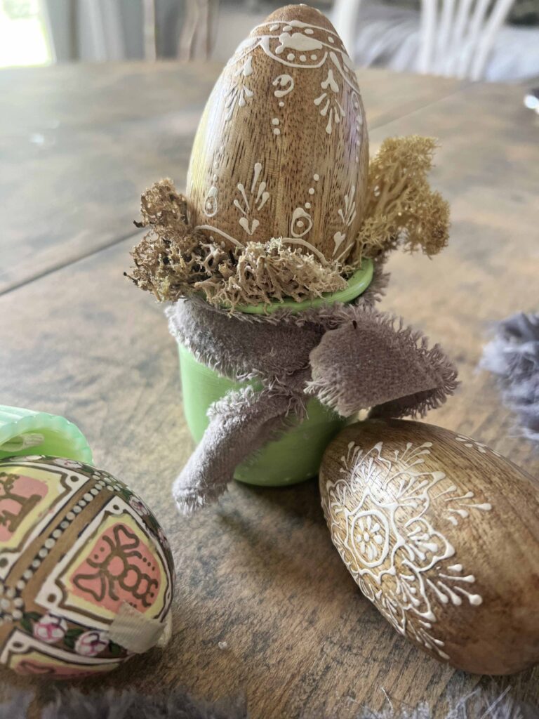 creative egg cup DIY ideas