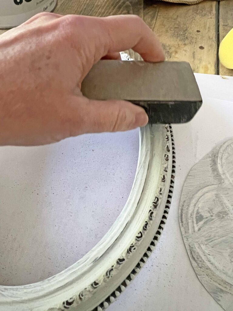 Oval picture frames trash to Easter eggs treasures