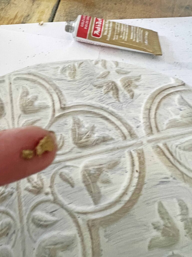 Oval picture frames trash to Easter eggs treasures