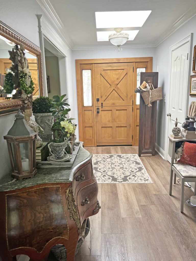 creating a decor vignette with brocante vibes