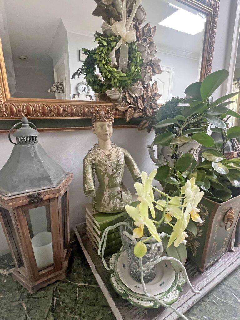 creating a decor vignette with brocante vibes