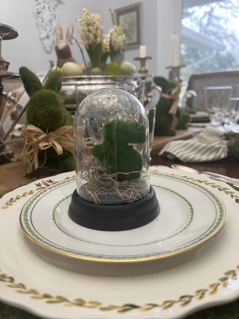 setting a moss bunny inspire table