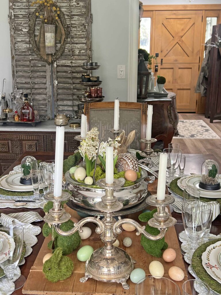 setting a moss bunny inspire table