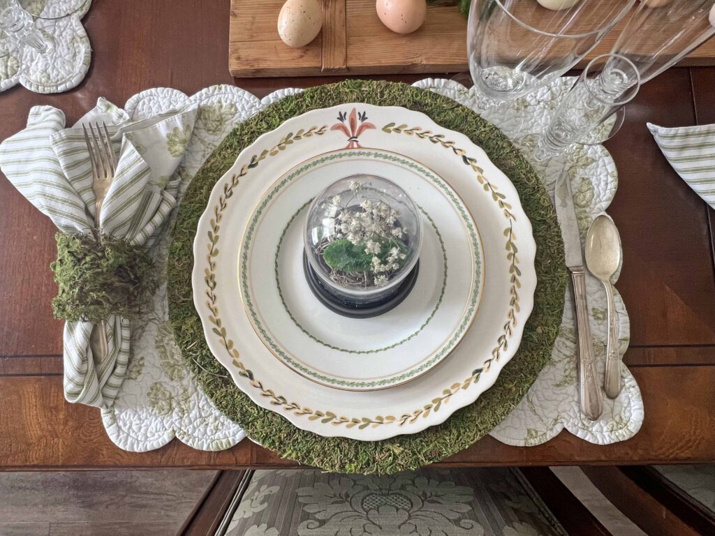 setting a moss bunny inspire table