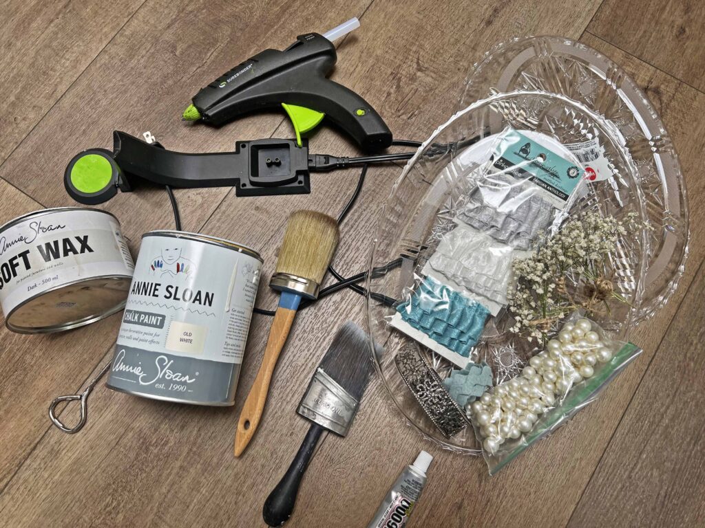 oversized Easter egg DIY decor from Dollar Tree trays