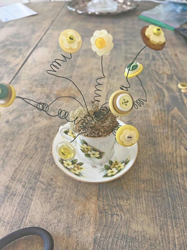 button flower bouquet DIY