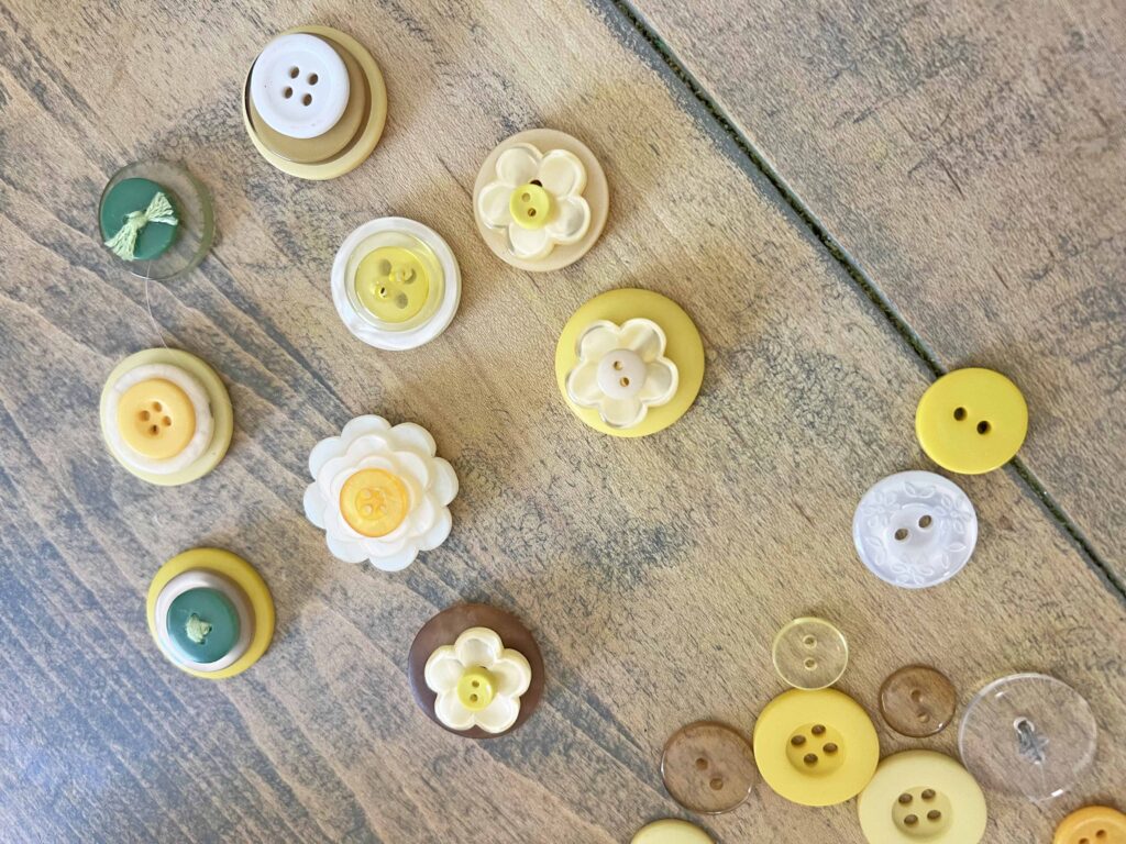 button flower bouquet DIY