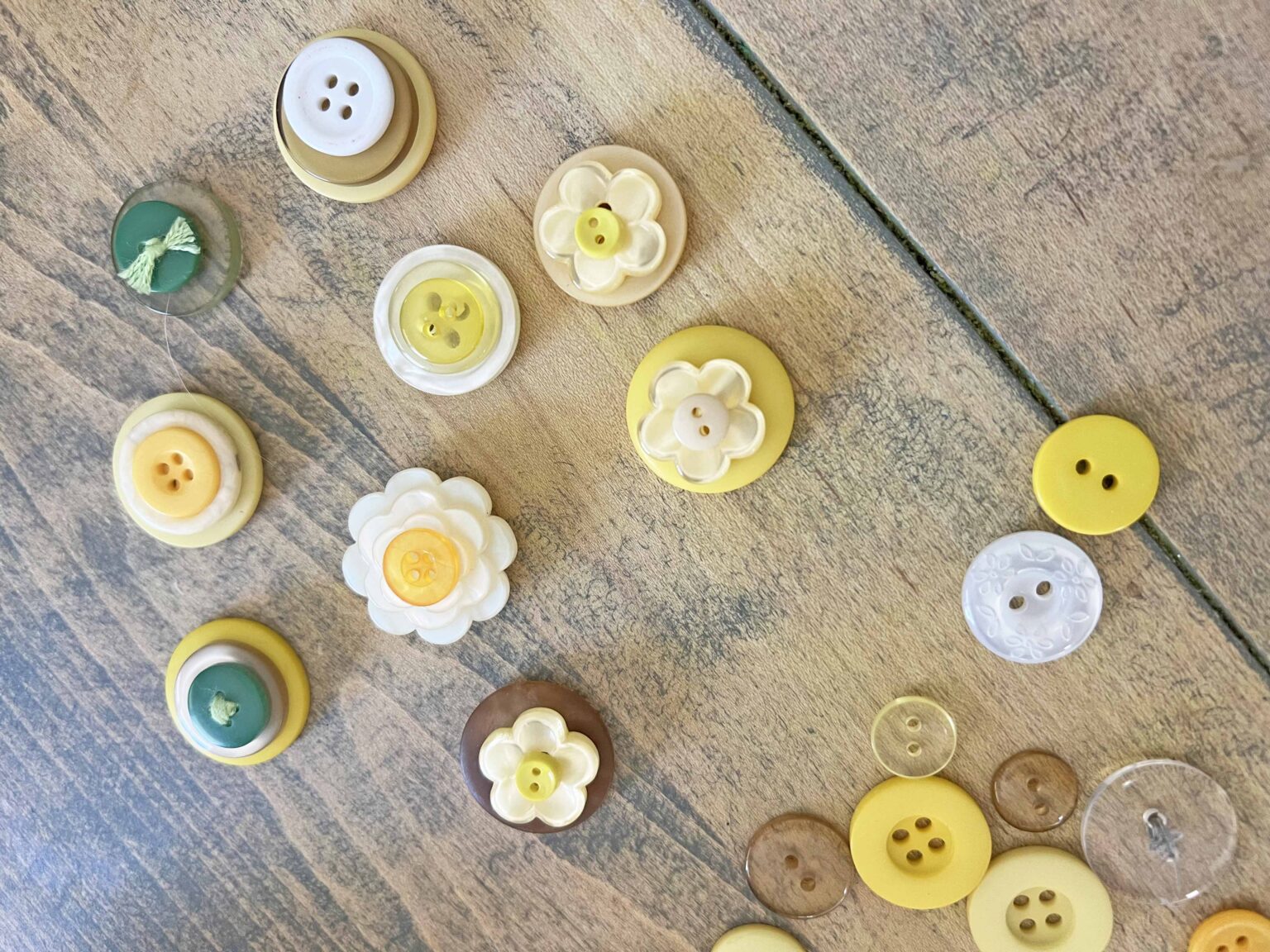 How to Make a Button Flower Bouquet DIY - Master