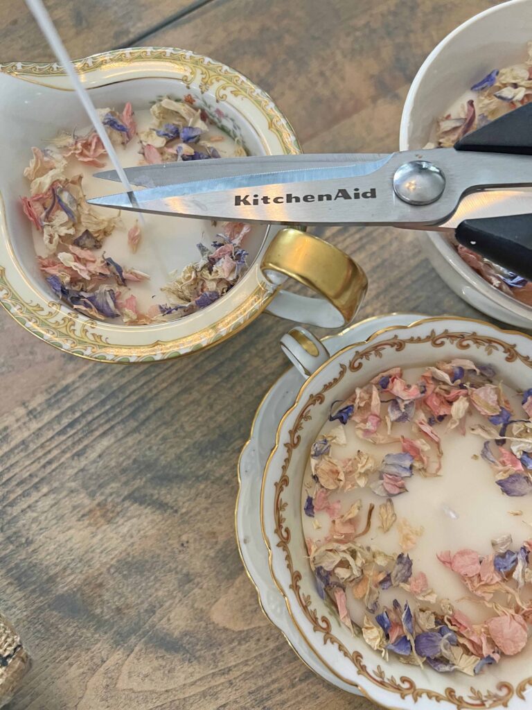 how to DIY candles using vintage porcelain