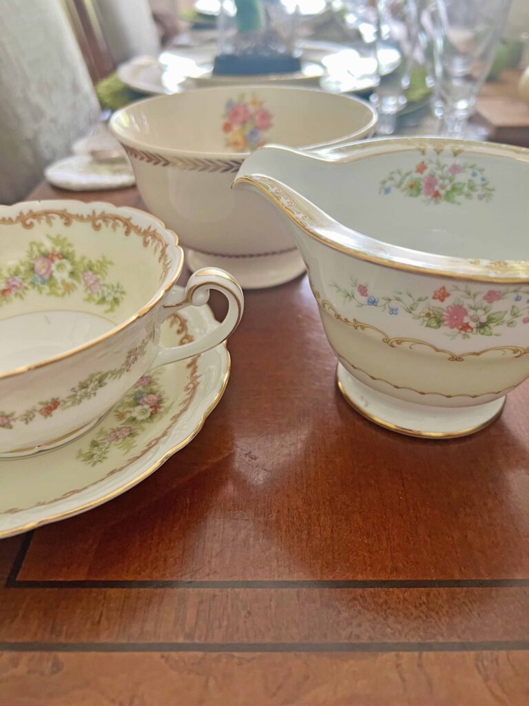 how to DIY candles using vintage porcelain