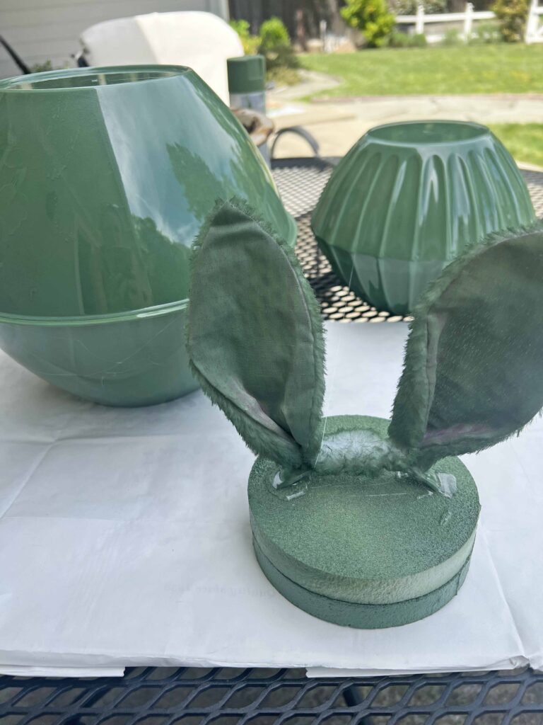 moss bunny DIY using Dollar Tree Bowls