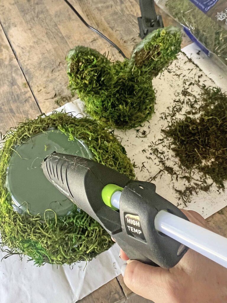 moss bunny DIY using Dollar Tree Bowls