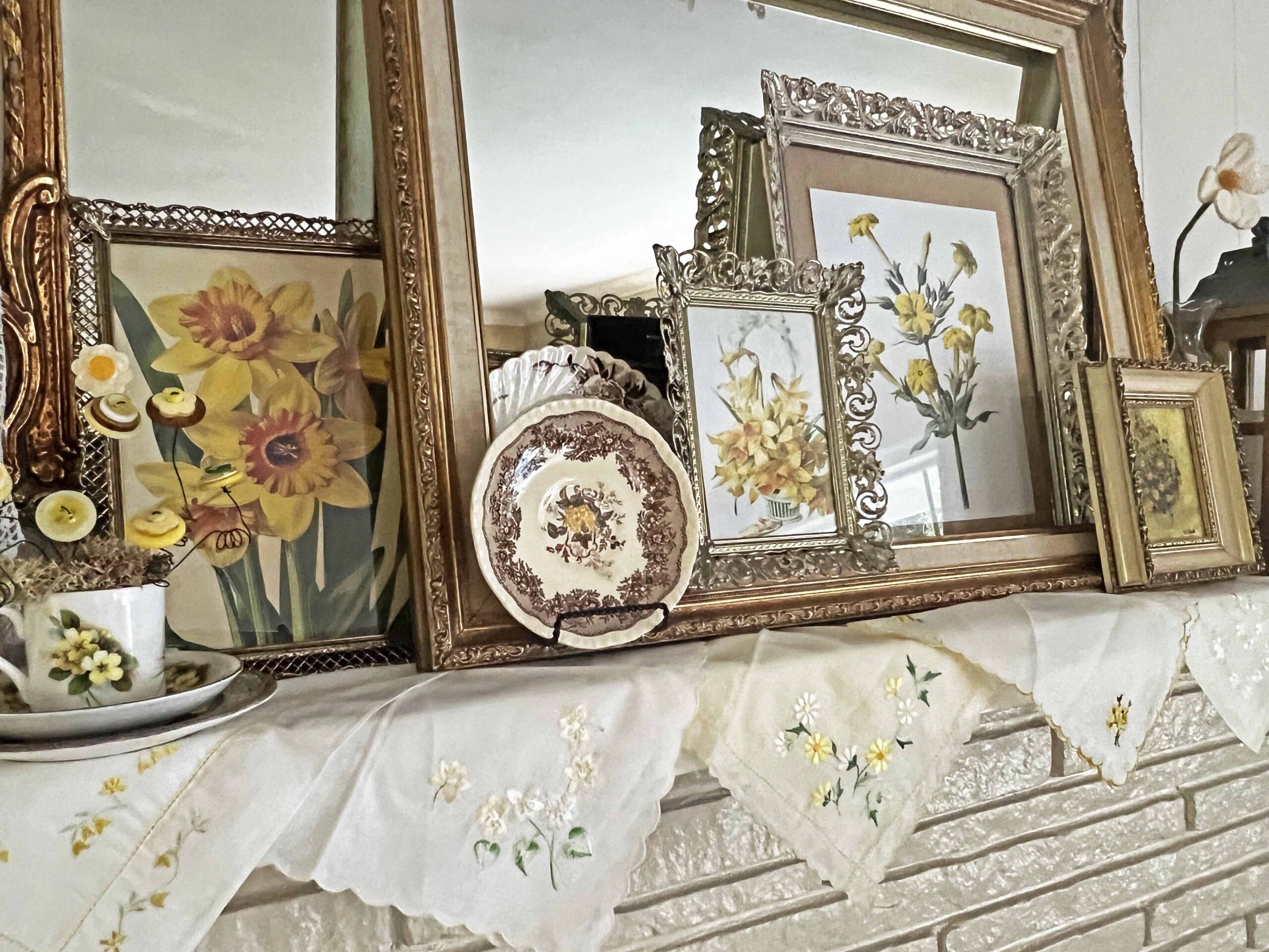 mantel styling with yellow vintage decor