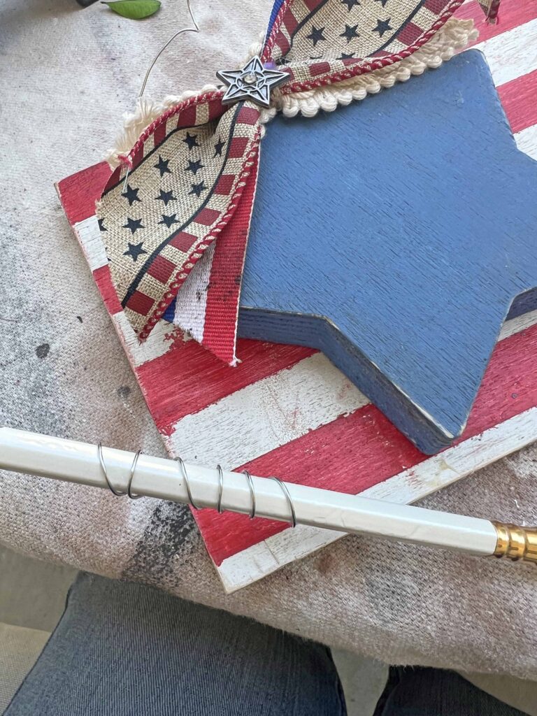 DIY America Grunge Sign from Dollar Tree Wooden Pieces