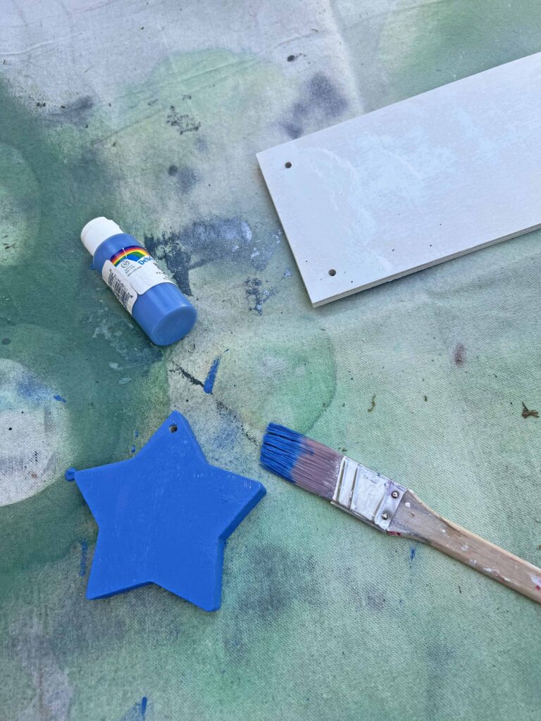 DIY America Grunge Sign from Dollar Tree Wooden Pieces