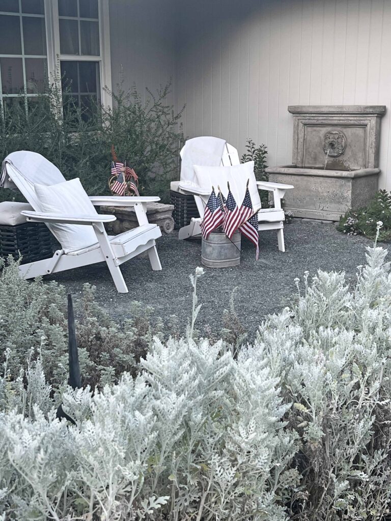 Patriotic Curb Appeal Design with Style