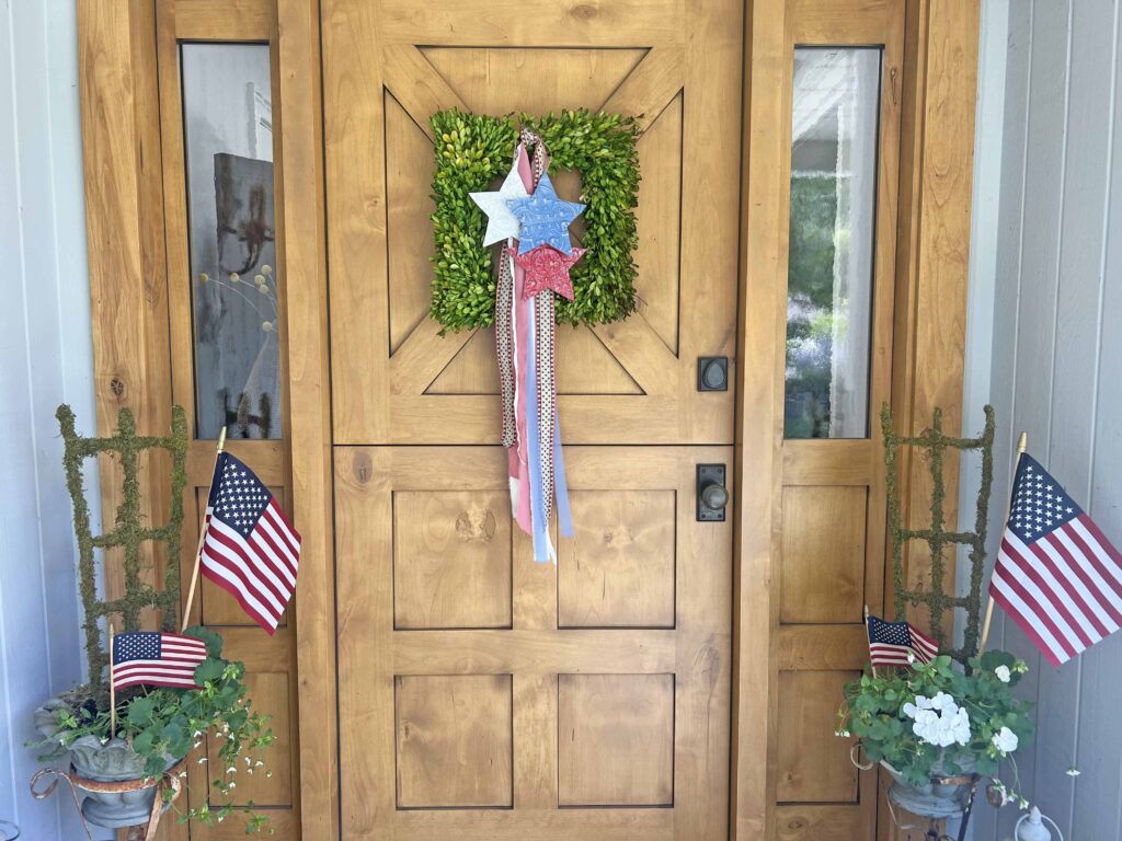 Patriotic DIY Faux Tin Tile Star Charms Hanger