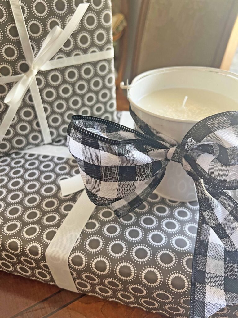 How to DIY a Citronella Candle